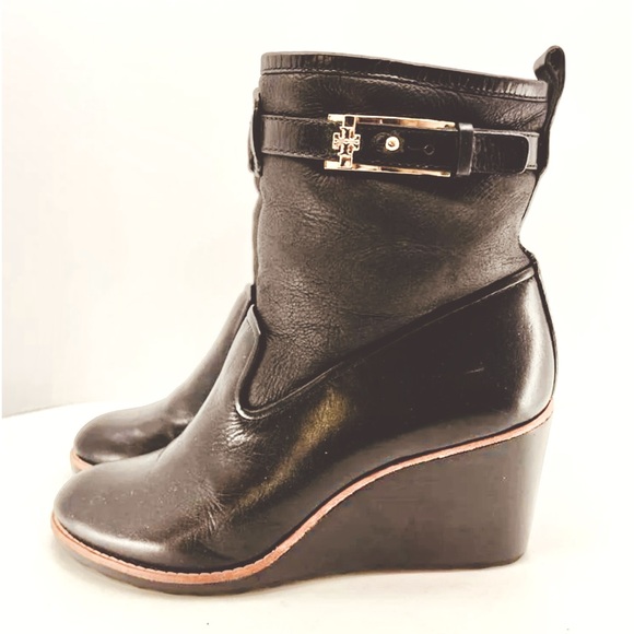 TORY BURCH PRIMROSE SHERPA LINED WEDGE HEEL LEATHER BOOTS - Picture 3 of 16